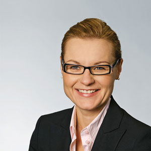 Doris Wiederschein, Betriebswirtin